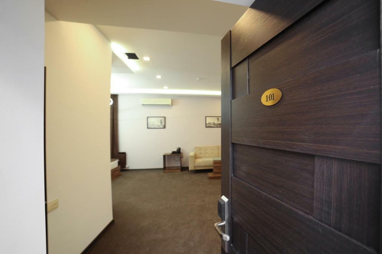 Moscow Boutique Hotel Erevan Esterno foto